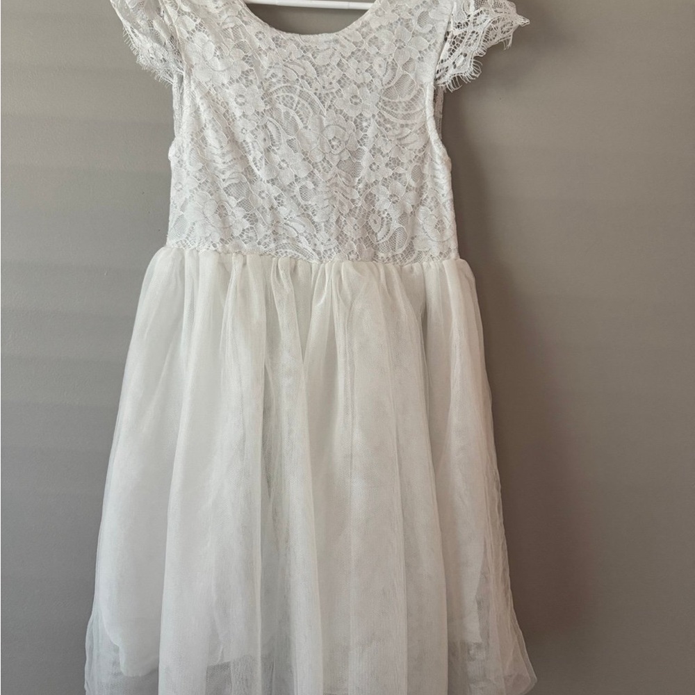 White Lace & Tulle Dress – Size Small (6/7)